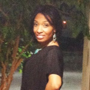 Meet your Posher, Janel